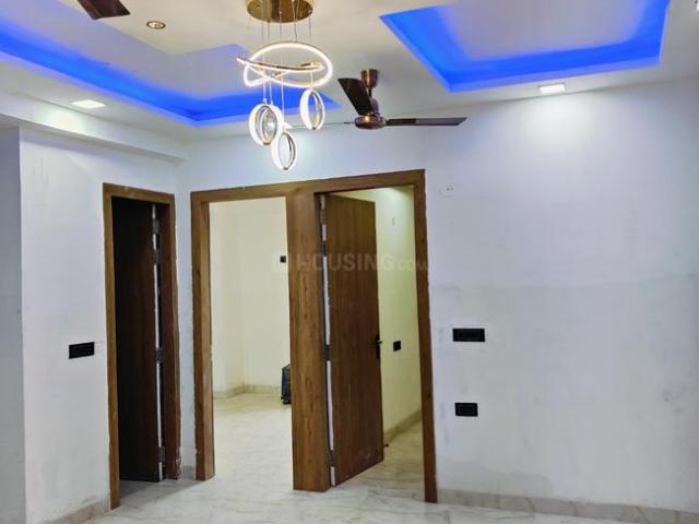 3 BHK Apartment in Lal Kuan for resale Ghaziabad. The reference number is 16980824