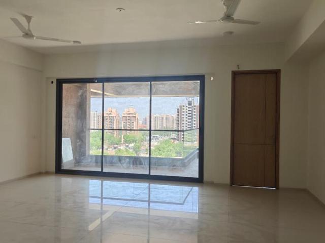 3 BHK Apartment in Chharodi for rent Ahmedabad. The reference number is 20431568