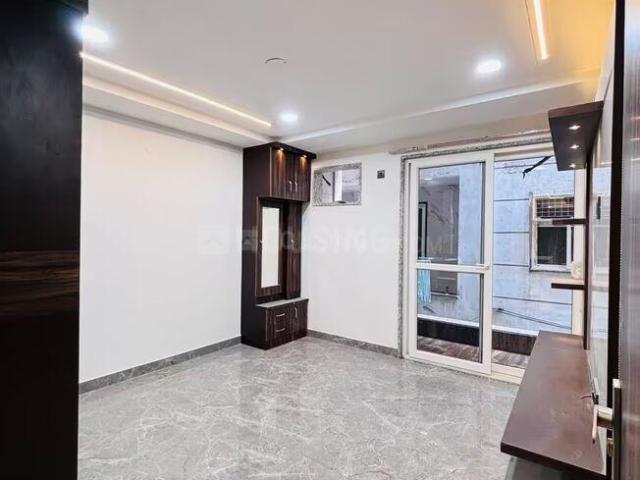 3 BHK Apartment in Chhattarpur for resale New Delhi. The reference number is 19749921
