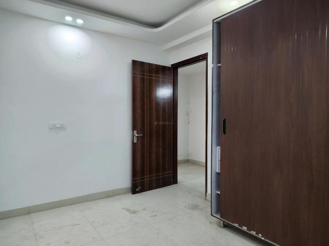 3 BHK Apartment in Maidan Garhi for resale New Delhi. The reference number is 19994113