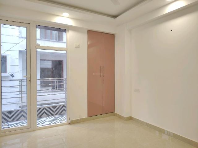 3 BHK Apartment in Chhattarpur for resale New Delhi. The reference number is 20637564