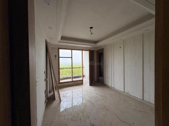 3 BHK Apartment in Chhattarpur for resale New Delhi. The reference number is 20043899