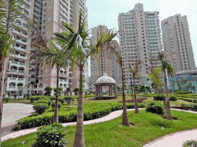 3 BHK Apartment in Chi V Greater Noida for resale Yamuna Expressway. The reference number is 17449889
