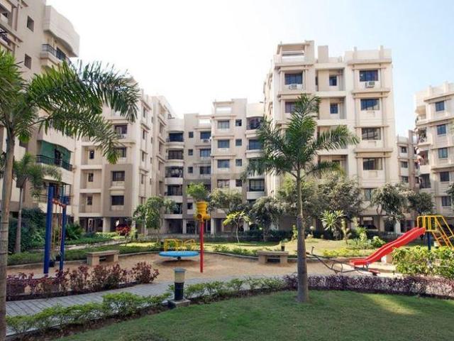 3 BHK Apartment in Chinar Park for rent Kolkata. The reference number is 20574413