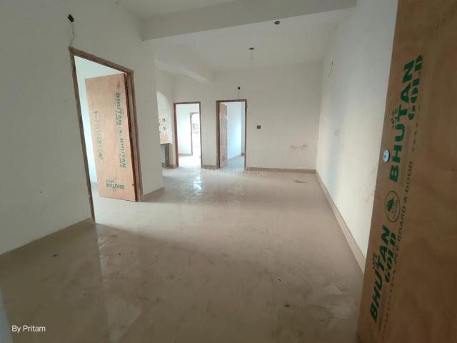 3 BHK Apartment in Chinar Park for resale Kolkata. The reference number is 13988985