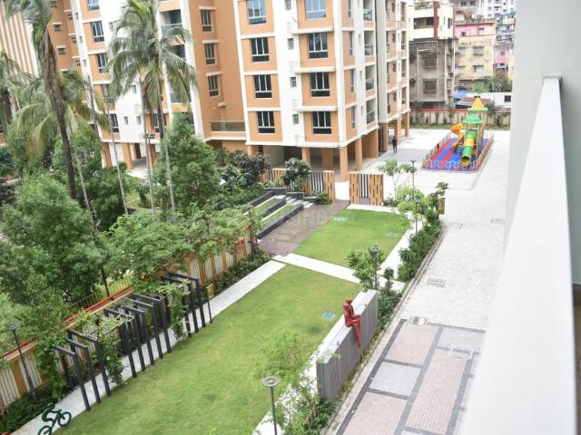 3 BHK Apartment in Chinar Park for resale Kolkata. The reference number is 20805074