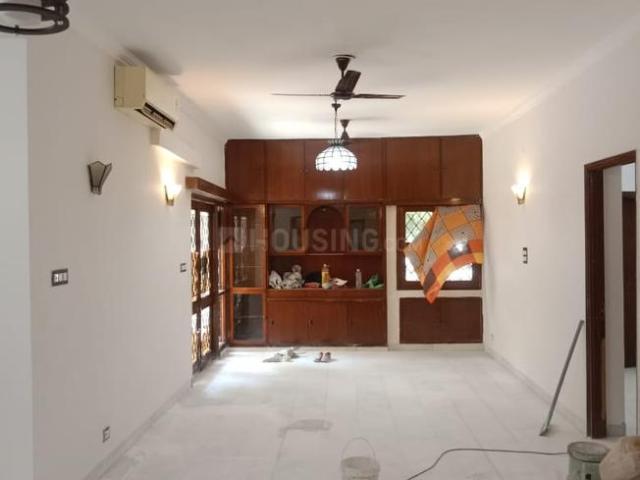 3 BHK Apartment in Chittaranjan Park for rent New Delhi. The reference number is 20922765