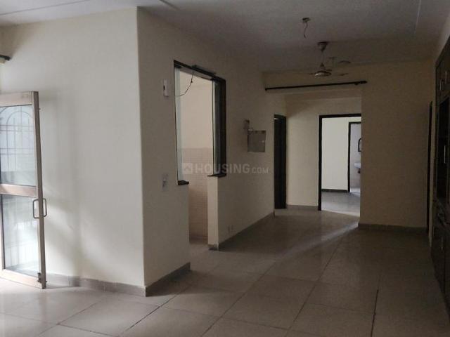 3 BHK Apartment in Crossings Republik for rent Ghaziabad. The reference number is 18987154