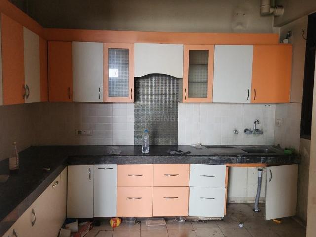 3 BHK Apartment in Crossings Republik for rent Ghaziabad. The reference number is 19352759