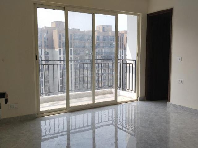 3 BHK Apartment in Crossings Republik for rent Ghaziabad. The reference number is 19777228