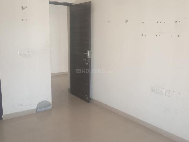 3 BHK Apartment in Crossings Republik for rent Ghaziabad. The reference number is 20011398