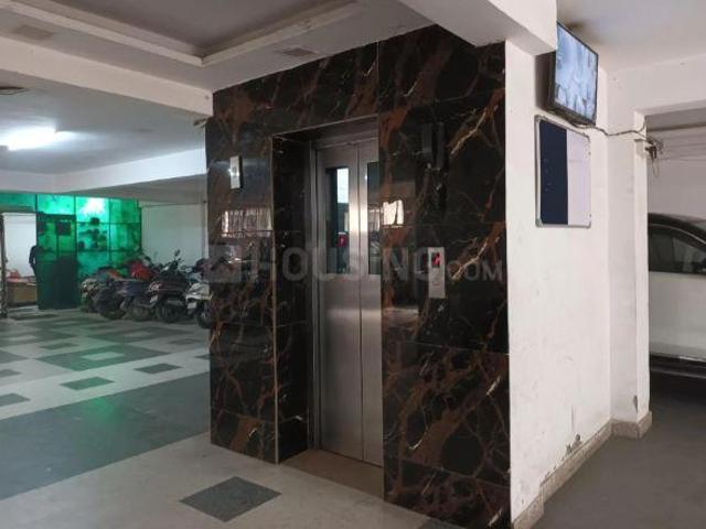 3 BHK Apartment in Crossings Republik for rent Ghaziabad. The reference number is 20552781