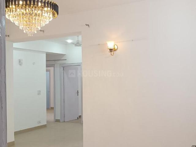 3 BHK Apartment in Crossings Republik for rent Ghaziabad. The reference number is 20568432