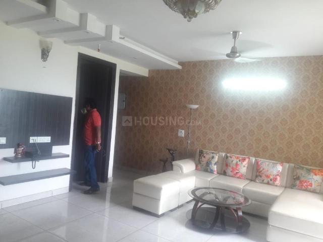 3 BHK Apartment in Crossings Republik for rent Ghaziabad. The reference number is 20603621