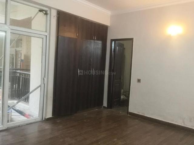 3 BHK Apartment in Crossings Republik for rent Ghaziabad. The reference number is 20871565