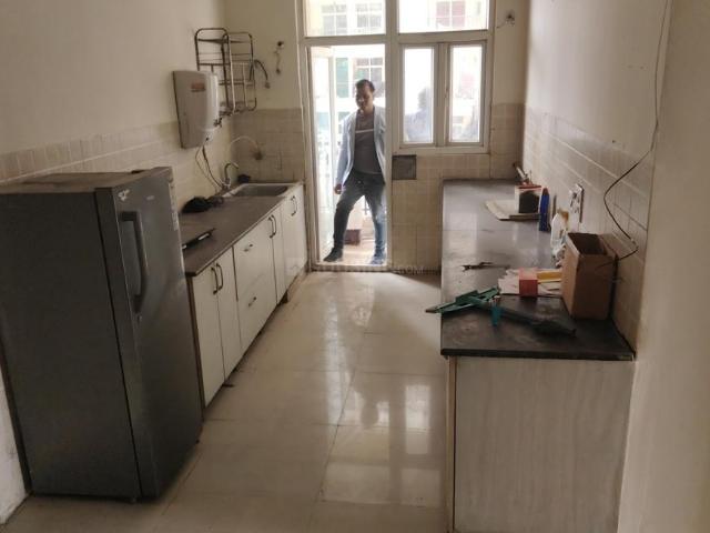3 BHK Apartment in Crossings Republik for resale Ghaziabad. The reference number is 19301652