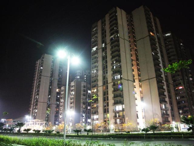 3 BHK Apartment in Crossings Republik for resale Ghaziabad. The reference number is 20267215