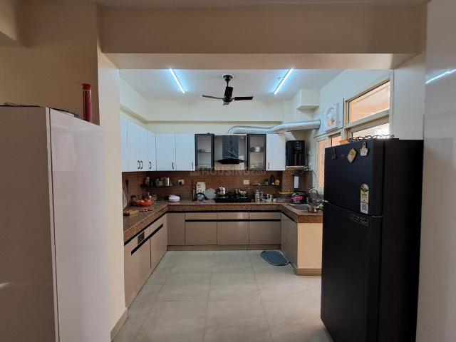 3 BHK Apartment in Crossings Republik for resale Ghaziabad. The reference number is 20326933