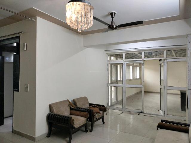 3 BHK Apartment in Crossings Republik for resale Ghaziabad. The reference number is 20398870