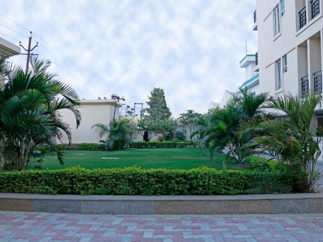 3 BHK Apartment in Amausi for resale Lucknow. The reference number is 19217114