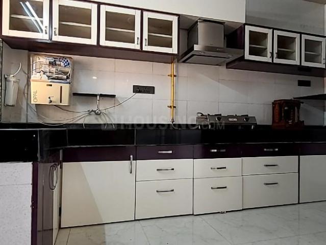 3 BHK Apartment in Ambawadi for rent Ahmedabad. The reference number is 16250342
