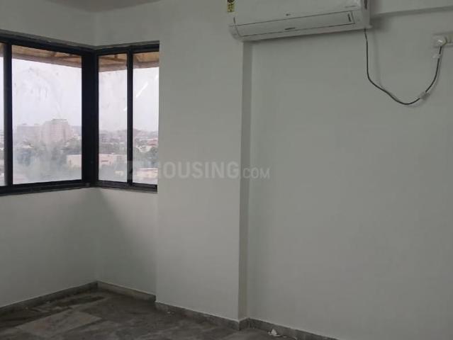 3 BHK Apartment in Ambawadi for rent Ahmedabad. The reference number is 19894874