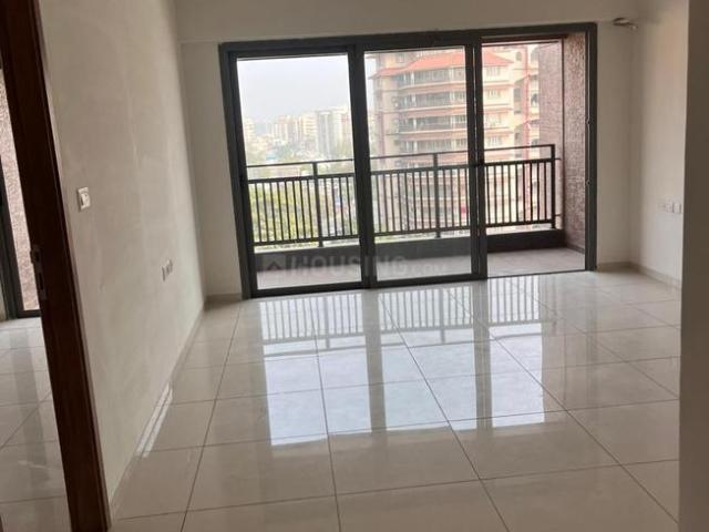 3 BHK Apartment in Ambawadi for rent Ahmedabad. The reference number is 19988662
