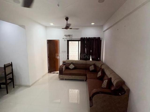3 BHK Apartment in Ambawadi for rent Ahmedabad. The reference number is 20148808