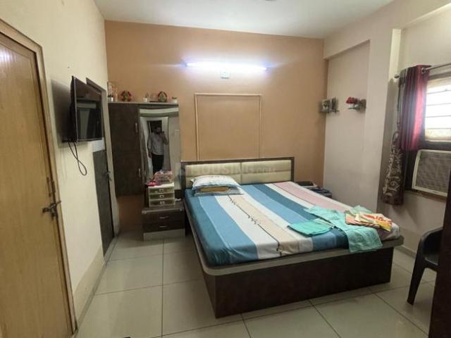 3 BHK Apartment in Ambawadi for rent Ahmedabad. The reference number is 20317814