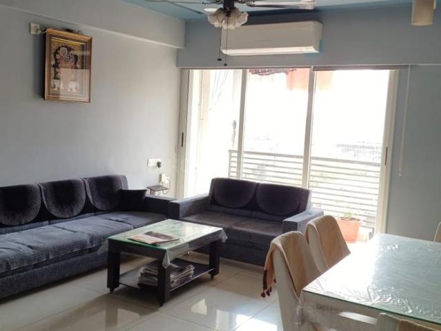 3 BHK Apartment in Ambawadi for resale Ahmedabad. The reference number is 19565039