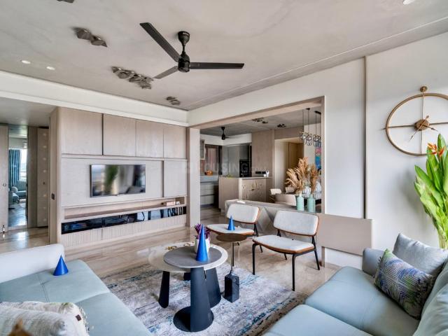 3 BHK Apartment in Ambawadi for resale Ahmedabad. The reference number is 20785542