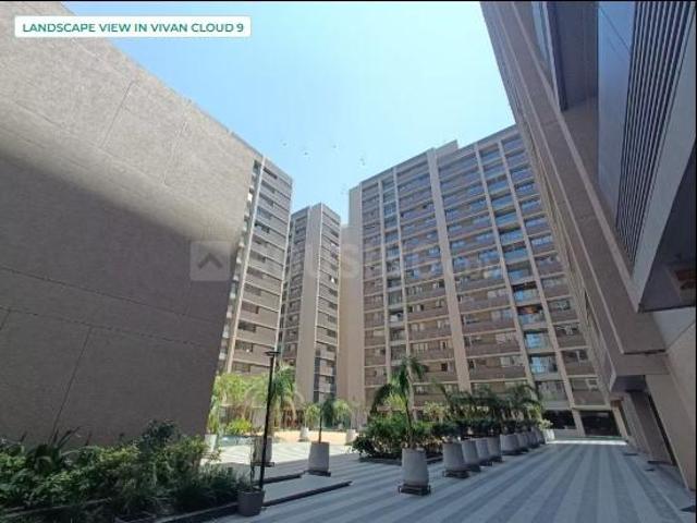 3 BHK Apartment in Ambawadi for resale Ahmedabad. The reference number is 20874964
