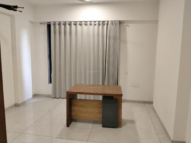 3 BHK Apartment in Ambli for rent Ahmedabad. The reference number is 19146608