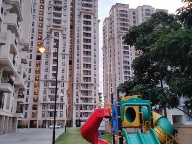 3 BHK Apartment in Ameerpet for resale Hyderabad. The reference number is 19944584