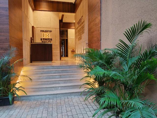 3 BHK Apartment in Andheri West for resale Mumbai. The reference number is 17139903