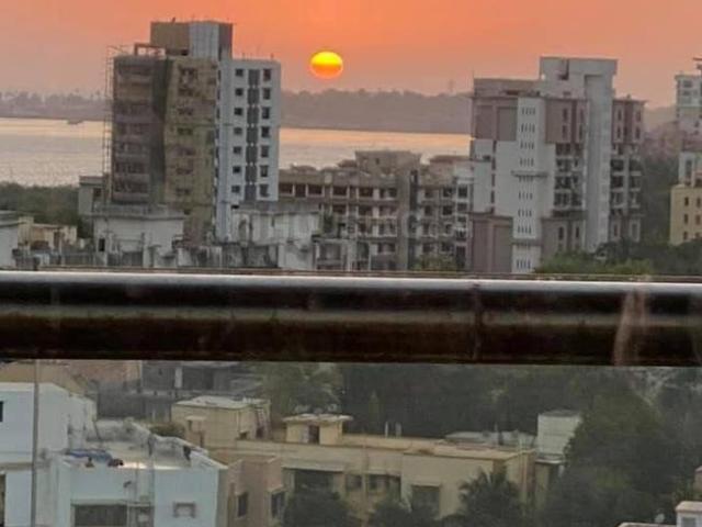 3 BHK Apartment in Andheri West for resale Mumbai. The reference number is 18547342