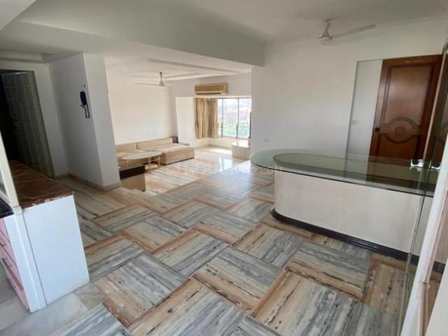 3 BHK Apartment in Andheri West for resale Mumbai. The reference number is 10164902