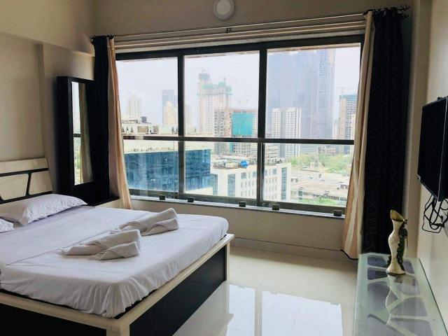 3 BHK Apartment in Andheri West for resale Mumbai. The reference number is 9251416