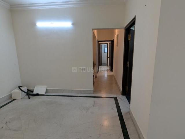 3 BHK Apartment in Adugodi for rent Bengaluru. The reference number is 20447625