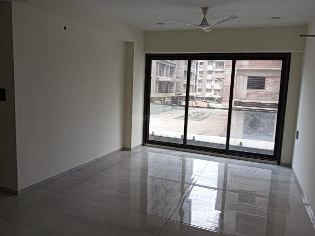 3 BHK Apartment in Adajan for rent Surat. The reference number is 17345447