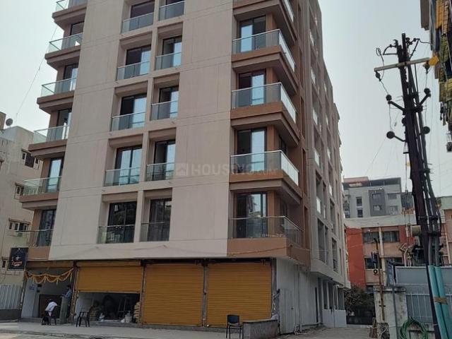 3 BHK Apartment in Adajan for resale Surat. The reference number is 19804435