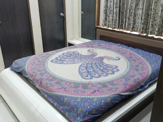 3 BHK Apartment in Adajan for resale Surat. The reference number is 19376611