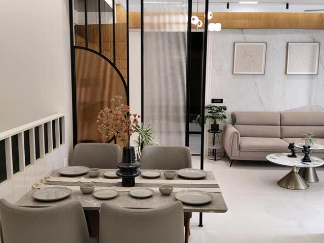 3 BHK Apartment in Adalaj for resale Gandhinagar. The reference number is 19732118