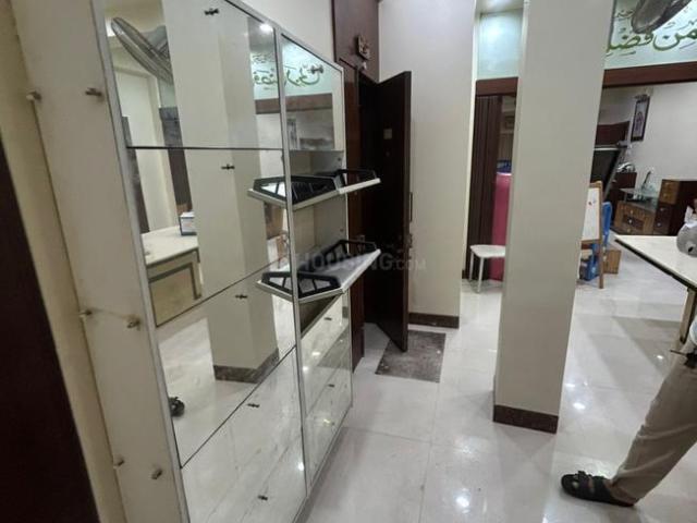 3 BHK Apartment in Agripada for resale Mumbai. The reference number is 20080343