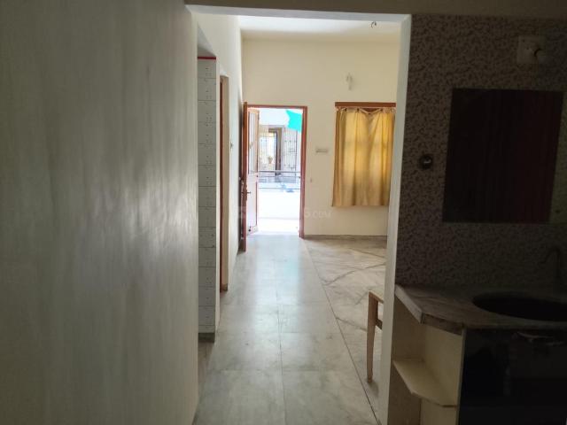 3 BHK Apartment in Akota for rent Vadodara. The reference number is 20389100