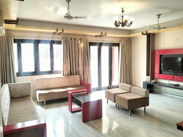 3 BHK Apartment in Akota for resale Vadodara. The reference number is 20027163