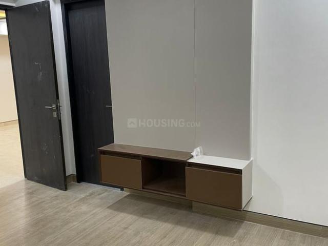 3 BHK Apartment in Alwarpet for rent Chennai. The reference number is 20480368