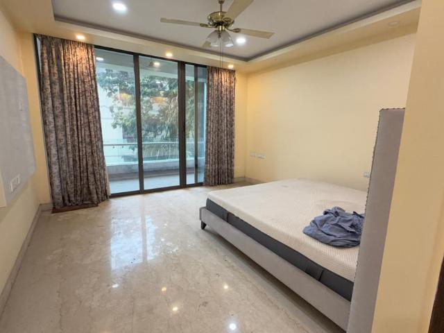 3 BHK Apartment in Alipore for rent Kolkata. The reference number is 20867640