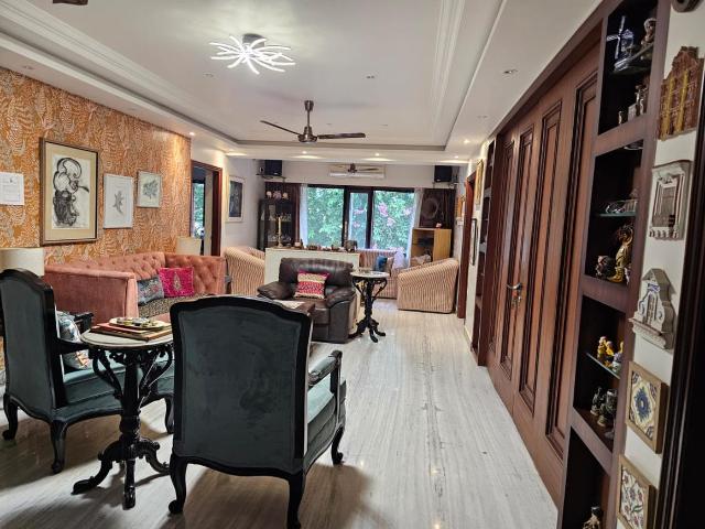 3 BHK Apartment in Alipore for resale Kolkata. The reference number is 20260413