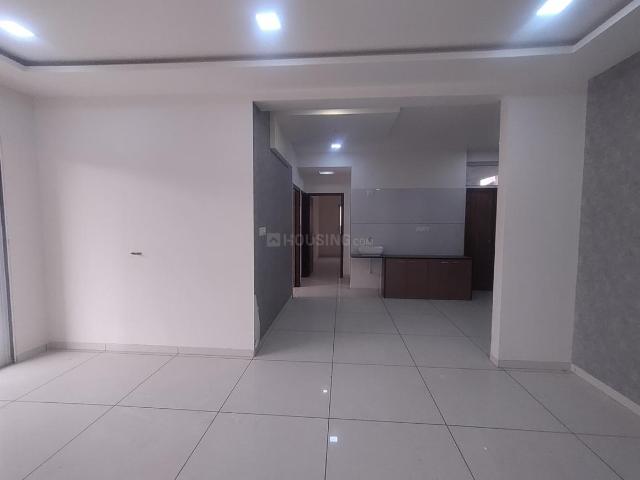 3 BHK Apartment in Alkapuri for rent Vadodara. The reference number is 16420065